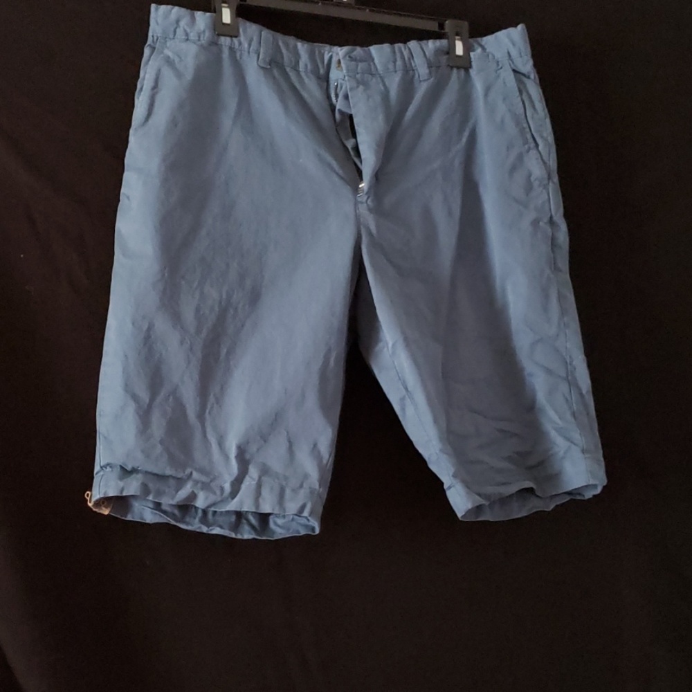 Roundtree and Yorke Men's casuals shorts
